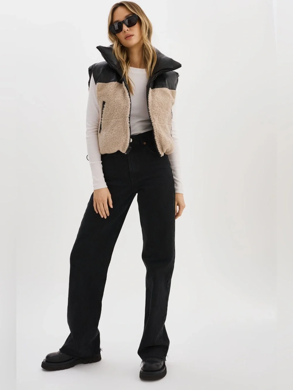 NWT Steve Madden Cream Sherpa Reversible  Vest with Black Faux Leather Yoke XL